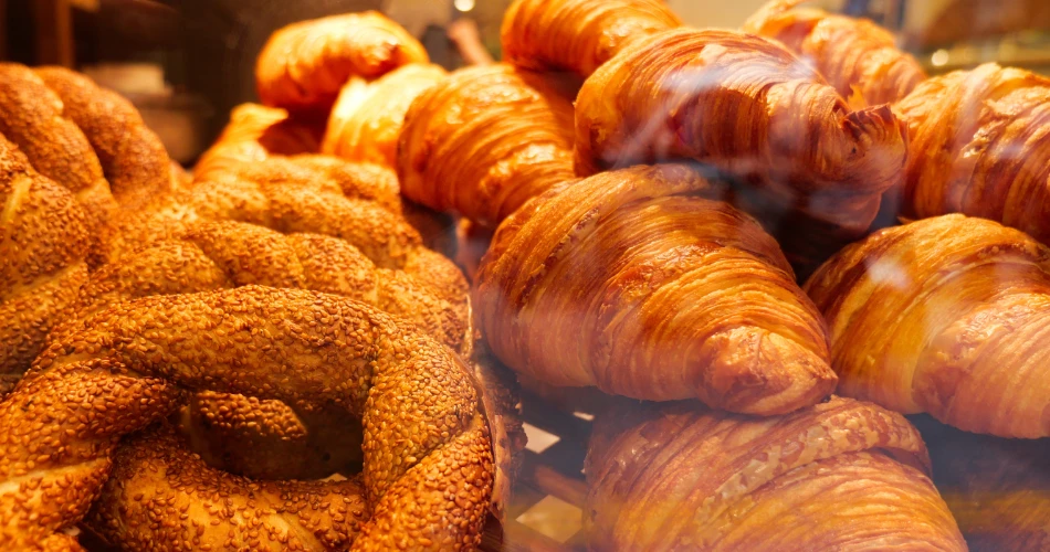 Hayward Food Scene Guide: Top Restaurants, Bakeries & Local Eats